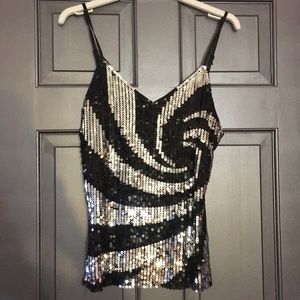 Sparkly top! Perfect for a night on the town!